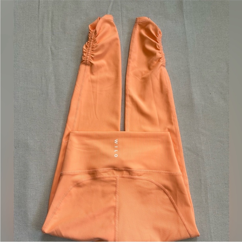 ✨🧡WILO NWOT Ribbed Orange Leggings Small New, Size S🧡✨